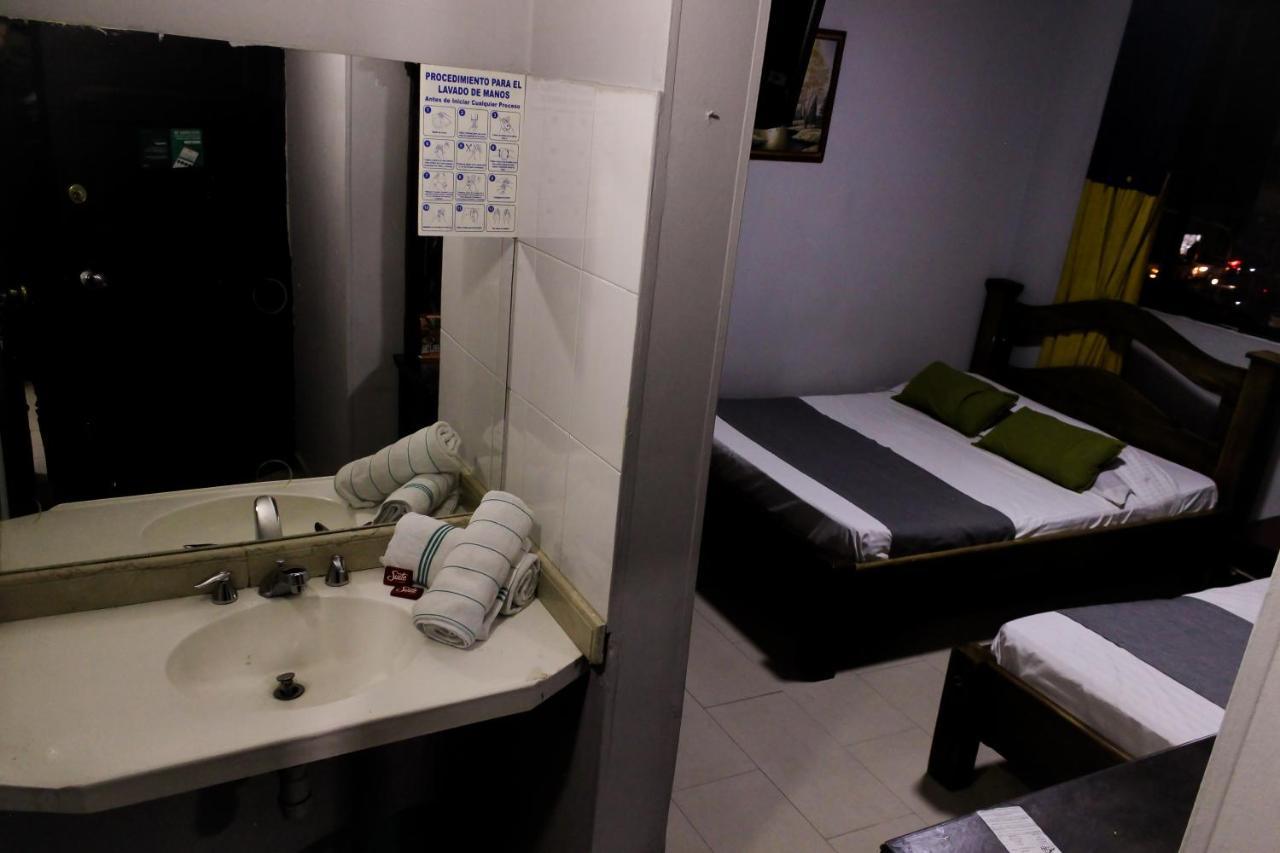 Hotel Los Cerros De Bogota Bagian luar foto