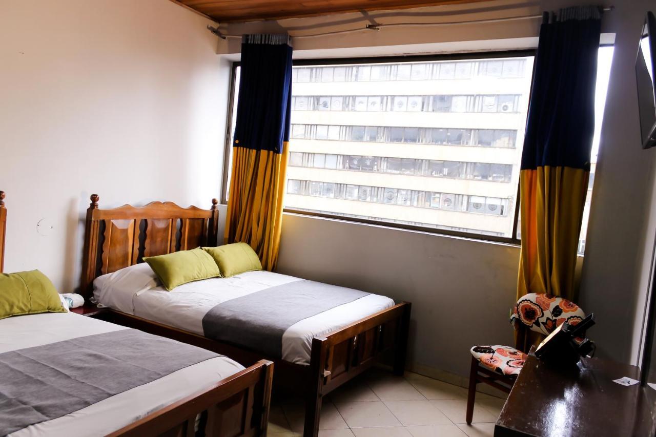 Hotel Los Cerros De Bogota Bagian luar foto