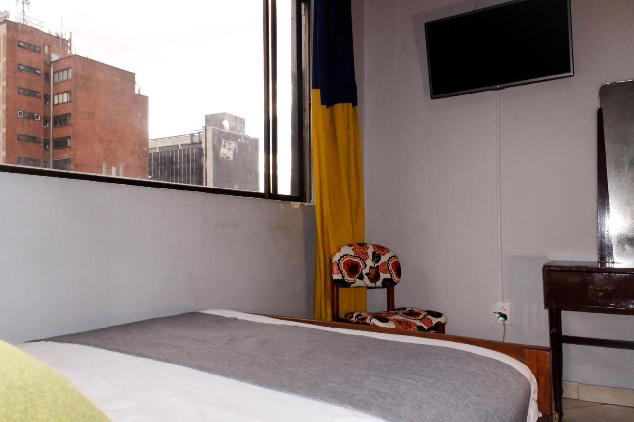 Hotel Los Cerros De Bogota Bagian luar foto