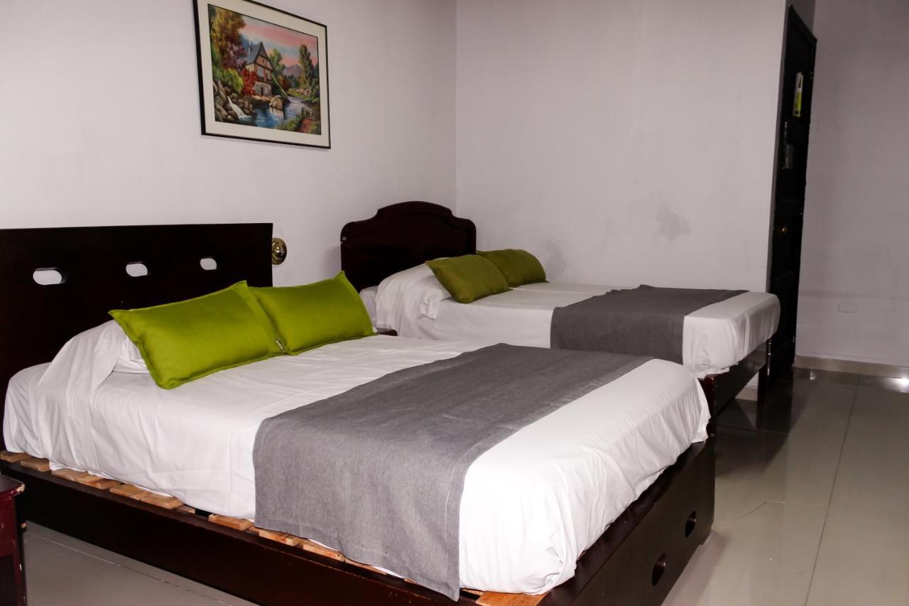 Hotel Los Cerros De Bogota Bagian luar foto